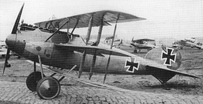 drawn-airplane-world-war-1-aircraft-15.jpg