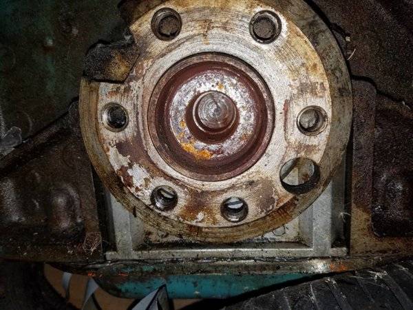 How To Tell If 440 Chrankshaft Is Drilled For 4-Speed/Pilot Bushing ...