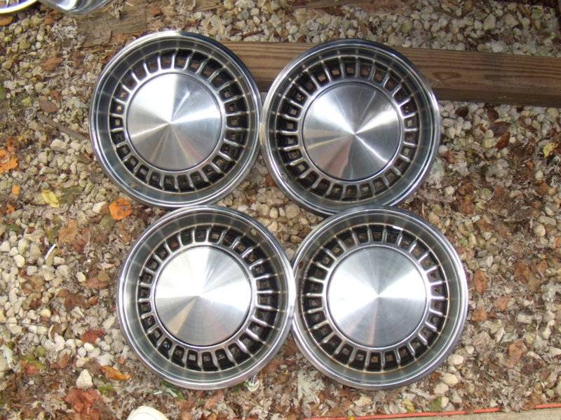 FOR SALE - Plymouth Hubcaps | For B Bodies Only Classic Mopar Forum