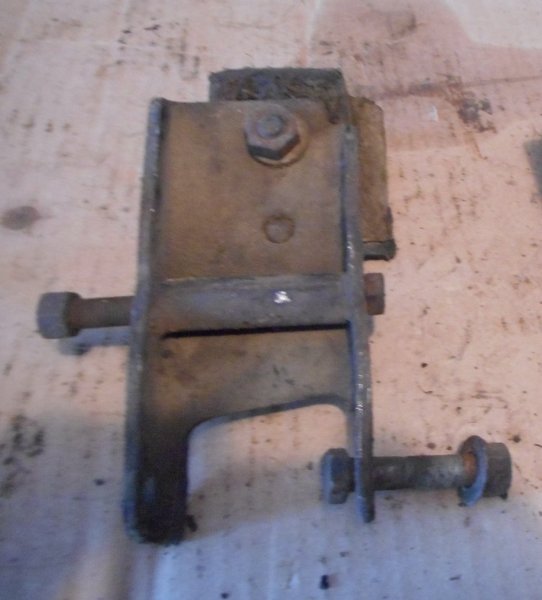 SOLD - OEM 1966 to 1972 Big Block Left Side Motor Mount | For B Bodies ...