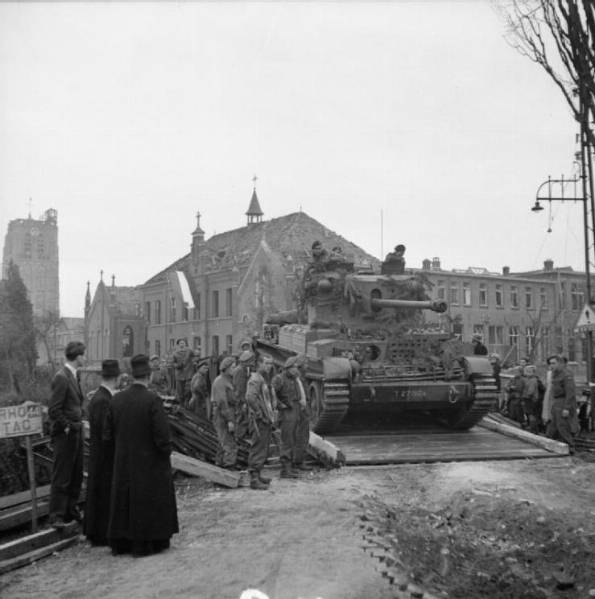 e_British_Army_in_North-west_Europe_1944-45_B11374.jpg