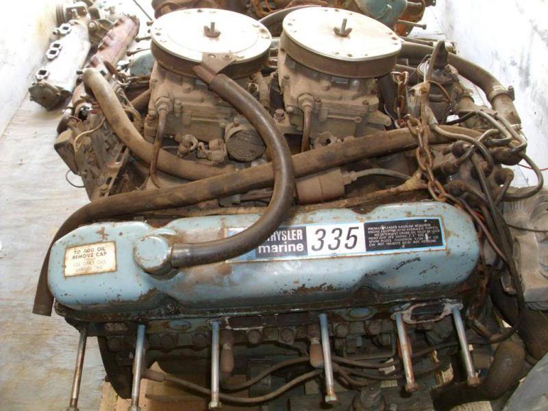 Engine 383ci Chrysler Marine 335hp 383 2x4bbl 1971.jpg