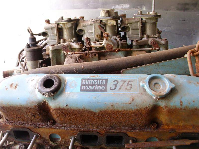 Engine 440-6bbl Chrysler Marine 375hp M440S 1971 #1.jpg