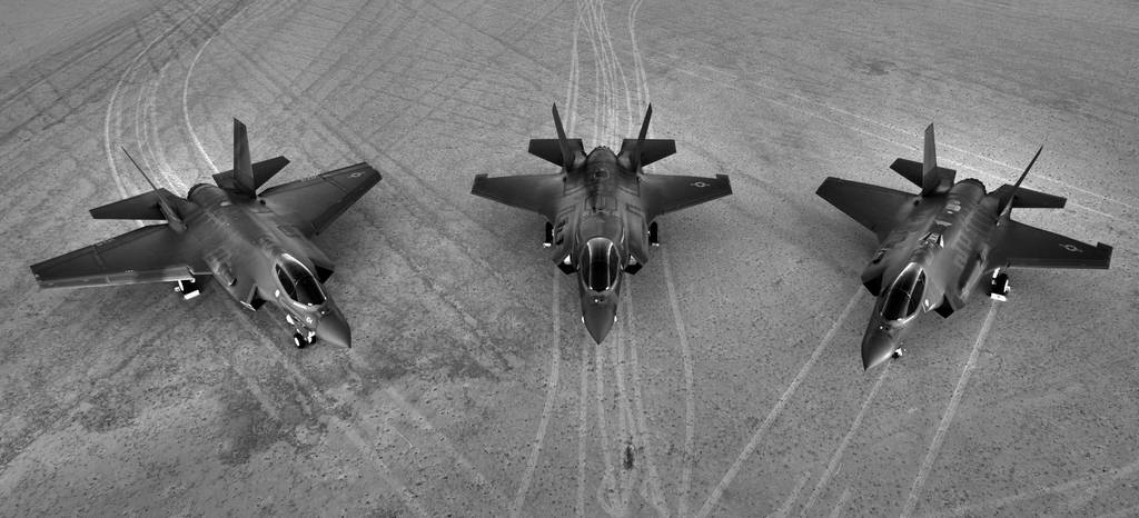 f-35variants1tnpak.jpg