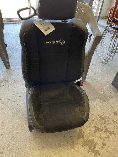 Challenger hotsell bucket seats