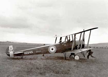 First_aeroplane_in_Iceland.jpg