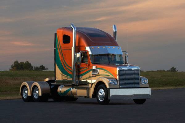 freightliner-coronado-11.jpg