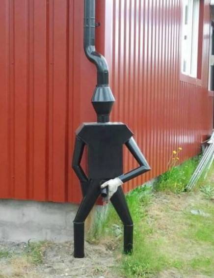 funny-rain-gutter-man.jpg