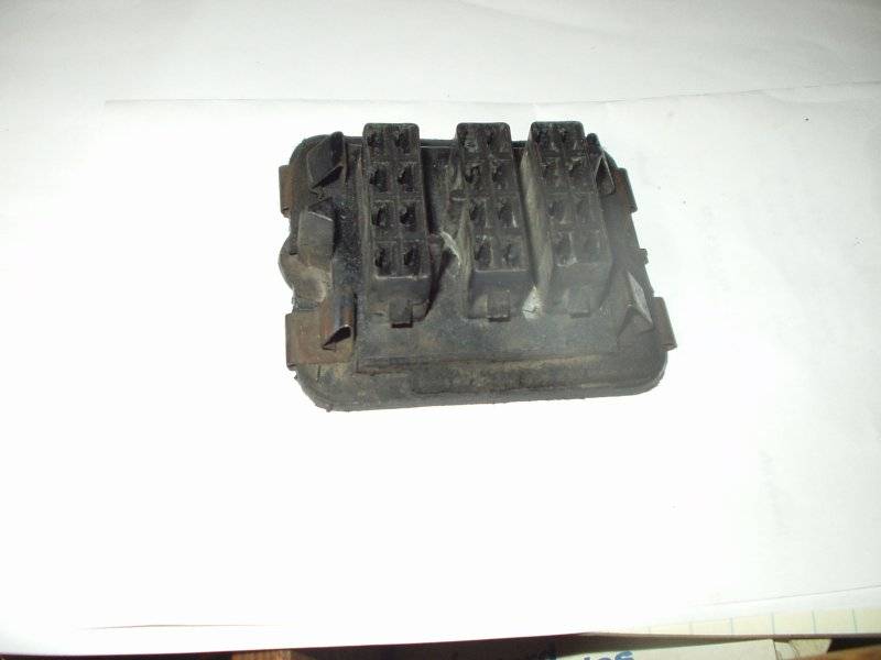 fuse block1.JPG