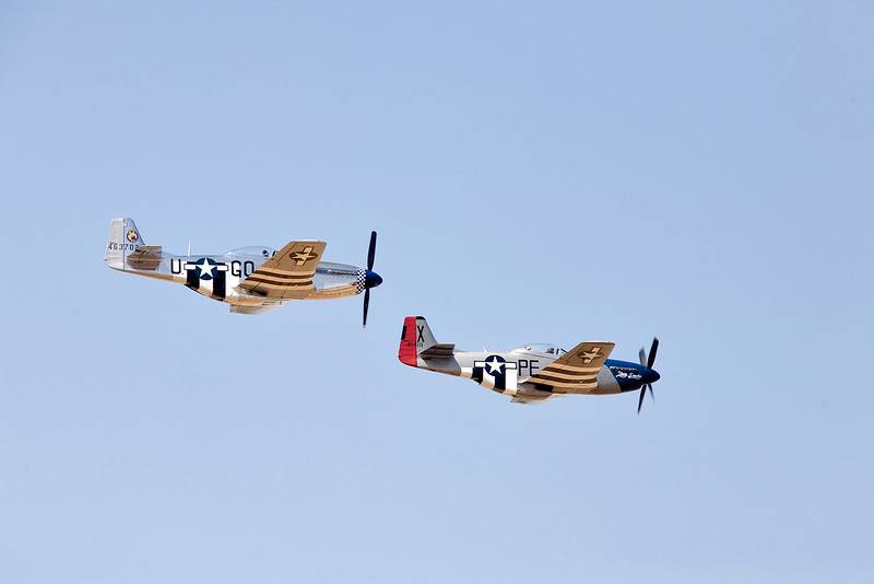 gathering-of-warbirds-051119-14-L.jpg