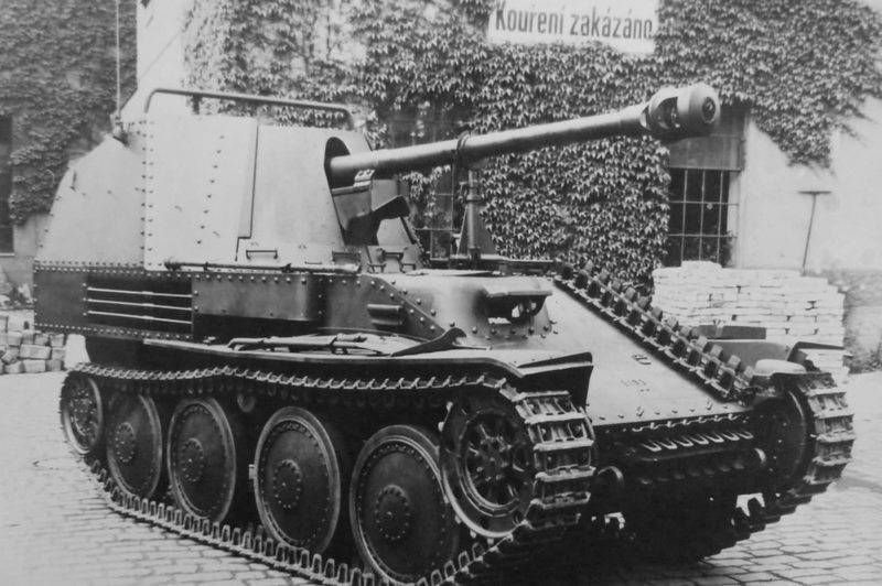 German_Tank_Destroyer_Marder_III_Ausf_M.jpg