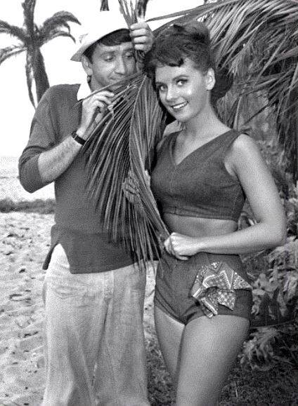 Gilligan and Mary Ann.jpg