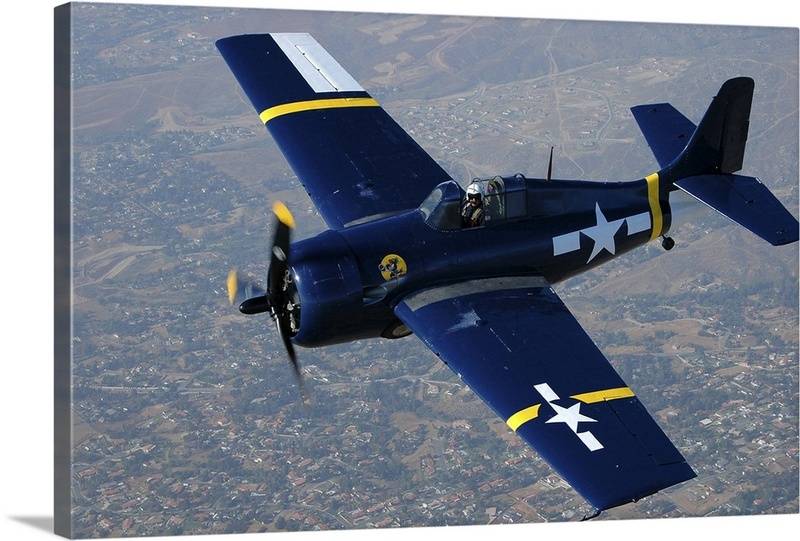 grumman-f4f-wildcat-flying-over-chino-california,2323013.jpg