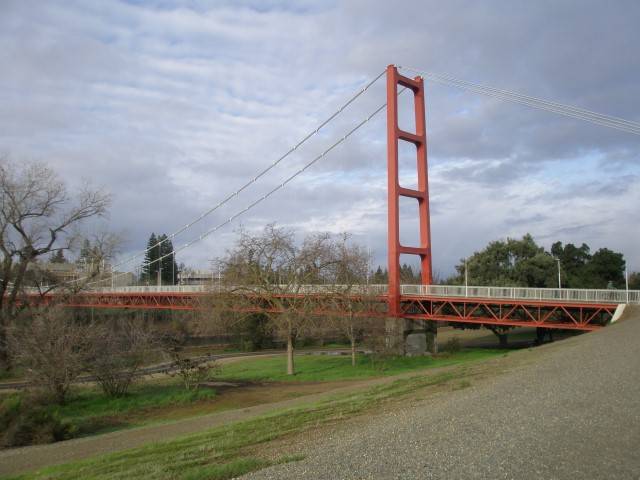 Guy West Bridge 001 (Small).JPG