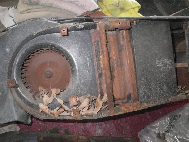 Heater Box Cover Removed.JPG