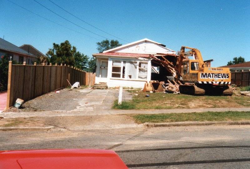 Howick house Demo.jpg