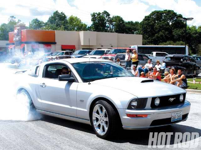 hrdp_1010_079_o_official_2010_hot_rod_power_tour_coverage.jpg