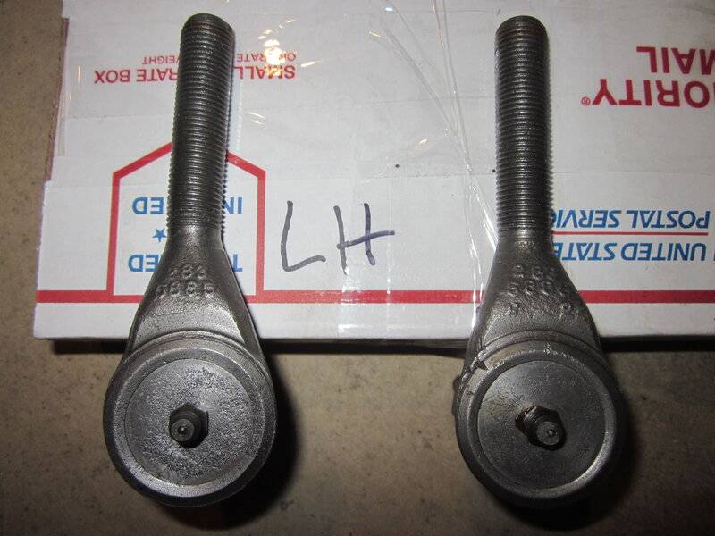 SOLD - 3420154 3420155 TIE ROD ENDS 2835885 CASTINGS