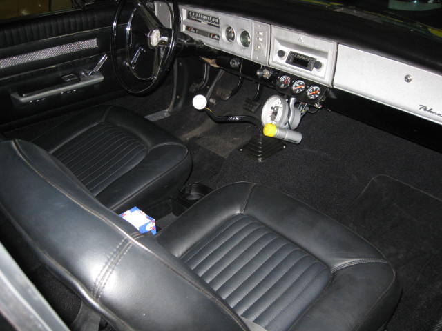 Interior passenger side.JPG