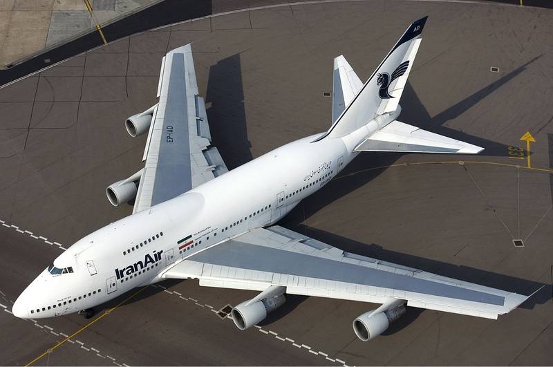 Iran_Air_Boeing_747SP_Lofting-1.jpg