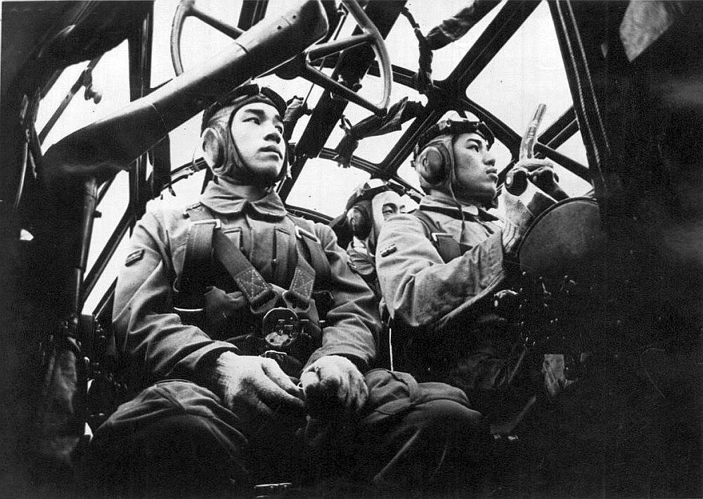 jap-bombercrew.jpg