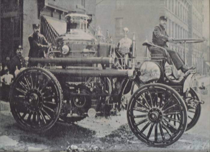 Jumbo-1889-9-Ton-Amoskeagfor-Hartford-Steam-Fire-Engine.jpg