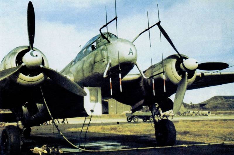 Junkers-Ju-88G-4.NJG3-captured-1945-01.jpg