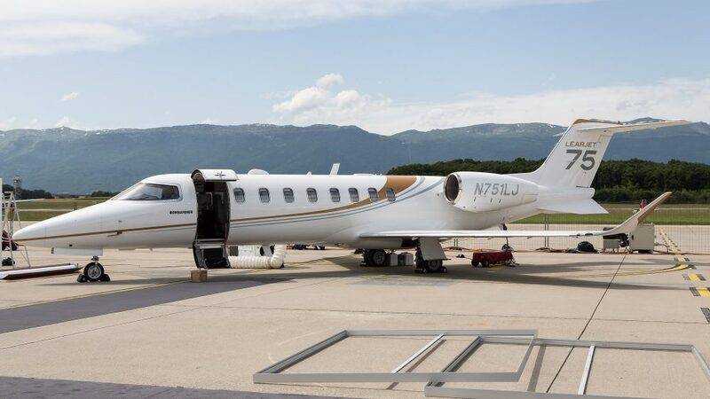 Learjet_75_on_static_display_EBACE_2018_Le_Grand-Saconnex_BL7C0612-1000x563.jpg