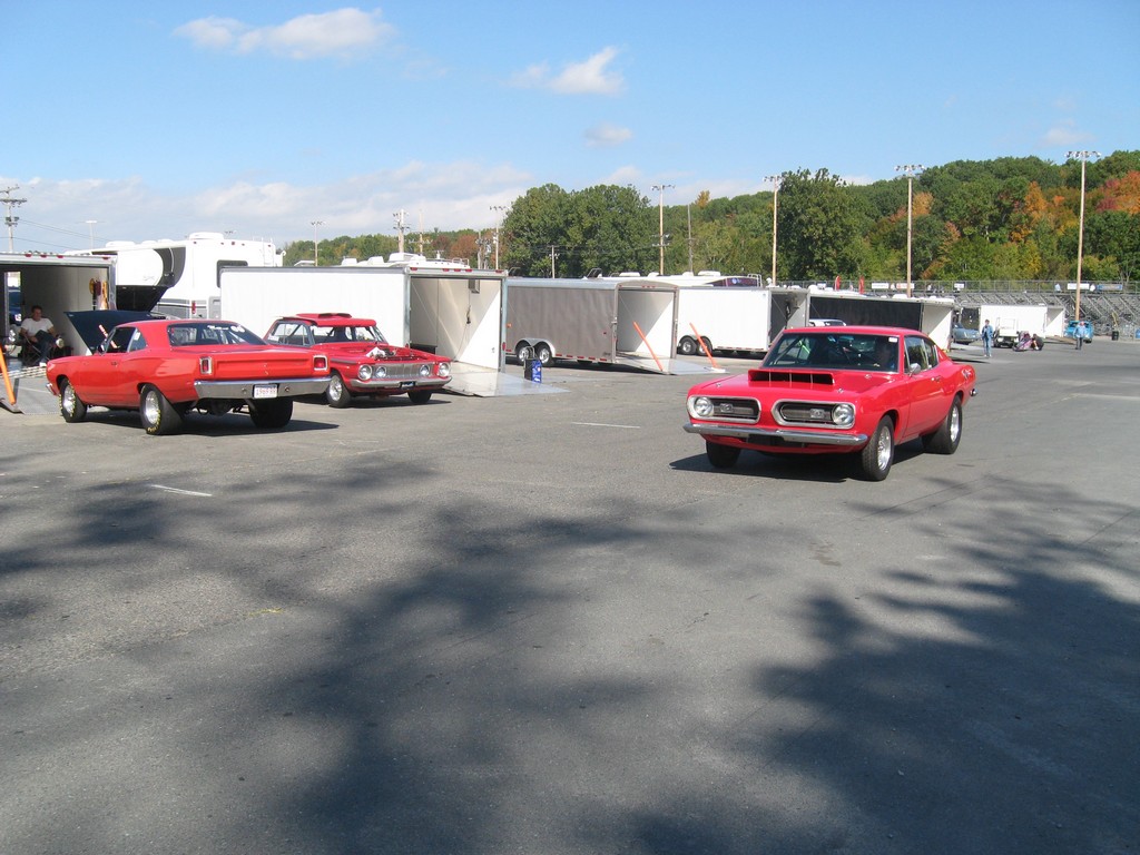 LVR MOPAR DAY 2010 044.jpg