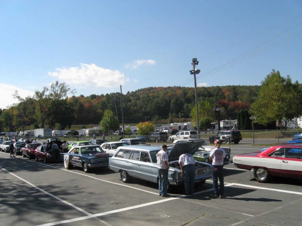 LVR MOPAR DAY 2010 048.jpg