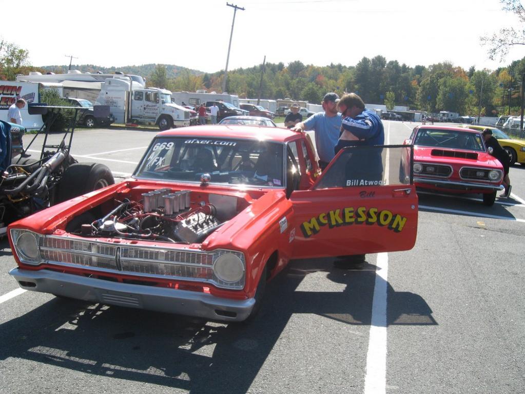 LVR MOPAR DAY 2010 091.jpg