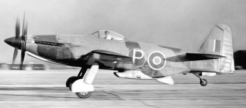 Martin-Baker_M.B.5_prototype.jpg