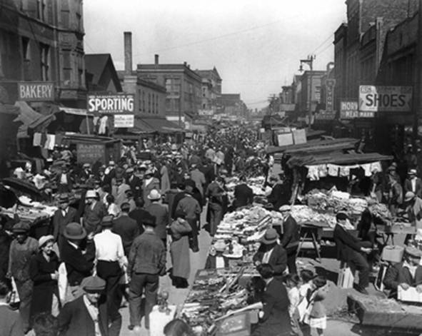 Maxwell  Street  - 1932.jpg