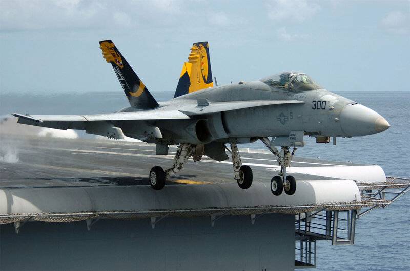 McDonnell-Douglas FA-18C Hornet.jpg