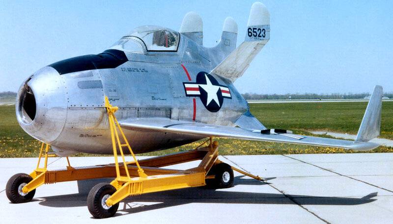 McDonnell XF-85 Goblin.jpg