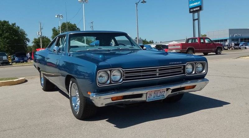 Misc Front End (1055)c '69 Plymouth road runner.jpg