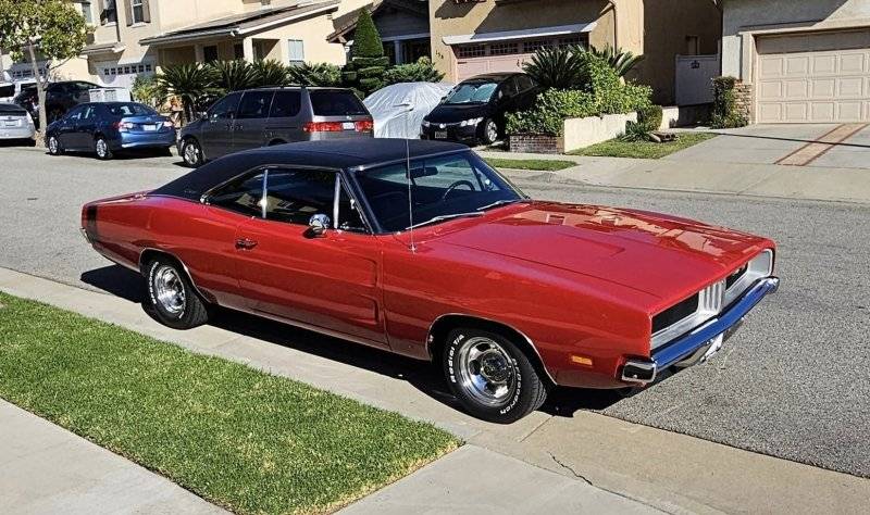 Misc Front End (1559)c '69 Dodge Charger RT.jpg