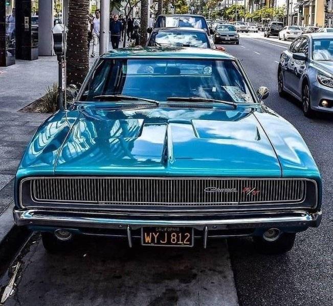 Misc Front End (16474) '68 Dodge Charger RT.jpg