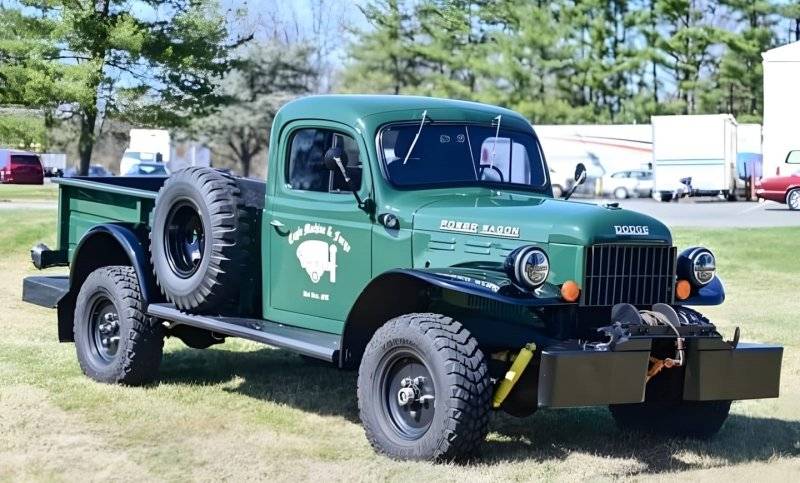 Misc Front End (16658) 1956 Dodge Power Wagon.jpg