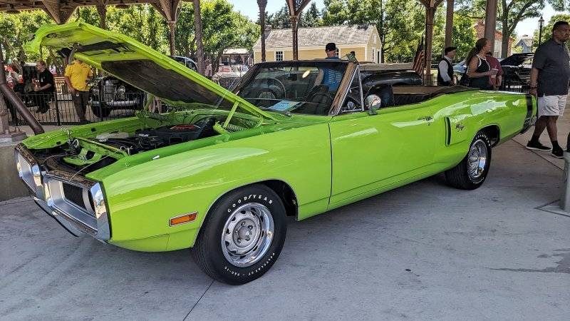 Misc Front End (16681) '70 Dodge Coronet RT Convertible.jpg