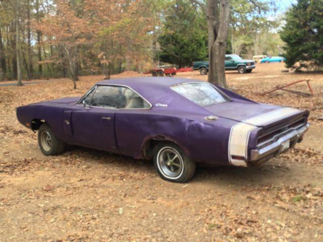 mopar-1970-70-dodge-charger-rt-rt-440-magnum-fc7-plum-crazy-no-reserve-3.jpg