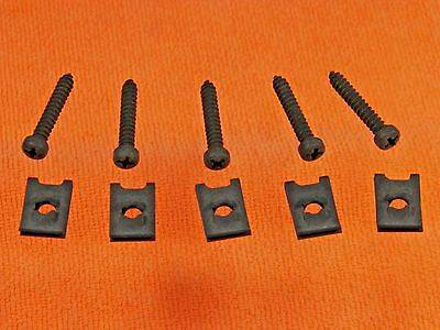 Mopar-Dash-Screws-Clips-68-70-B-Body.jpg