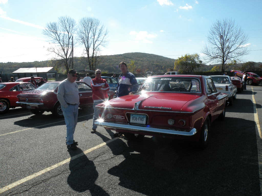 MOPAR DAY ISLAND DRAGWAY 10.17.2010 005.JPG