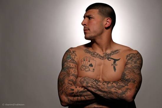 NE Patriots TE Aaron Hernandez Murder tatooed killer.jpg