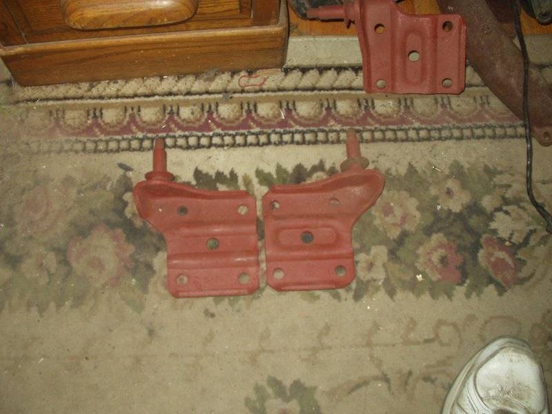 pair shock plates.JPG