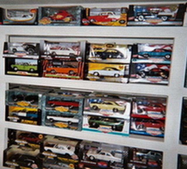 Any 1:18 scale diecast collectors here on FBBO? | For B Bodies Only ...