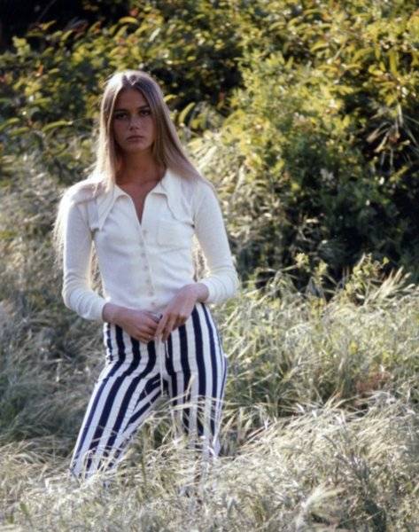 Peggy Lipton.jpg