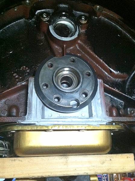 How to fit crankshaft rope seal? - The 'E' Type Forum