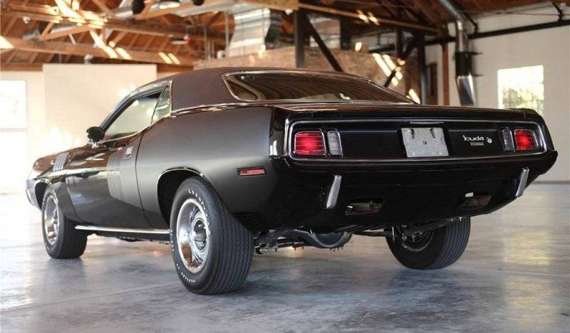 Plymouth '71 Hemi 'Cuda (12).jpg