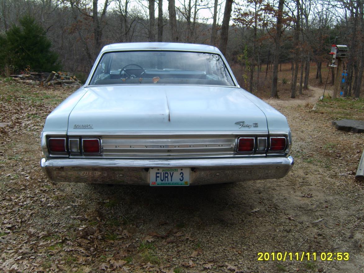 Plymouth Fury 1965 023 RESIZED.jpg